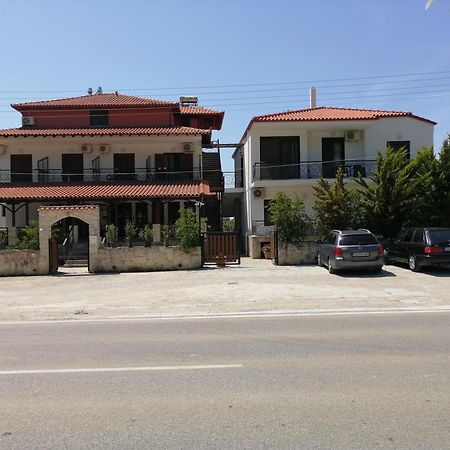Petradaki Apartments Mola Kalyva Buitenkant foto